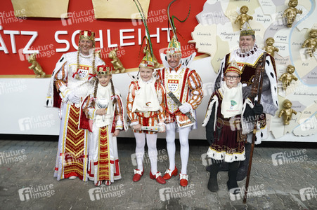 Richtfest für den Rosenmontagszug 2020 in Köln