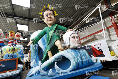 Richtfest für den Rosenmontagszug 2020 in Köln