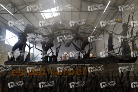 Richtfest für den Rosenmontagszug 2020 in Köln