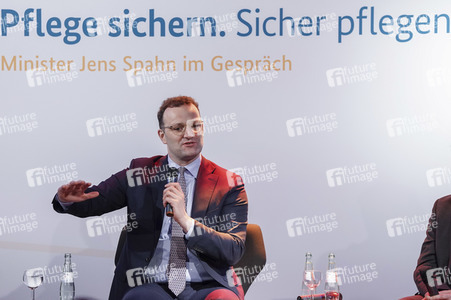 Podiumsgespräch 'Pflege sichern. Sicher pflegen' in Düren