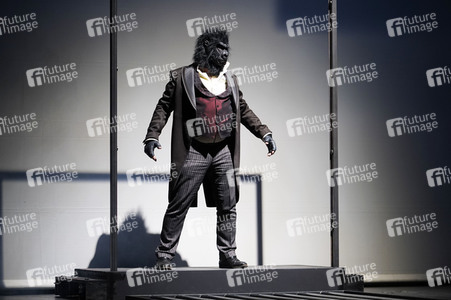 Theaterpremiere 'Affe' in Berlin