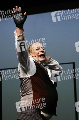 Theaterpremiere 'Affe' in Berlin