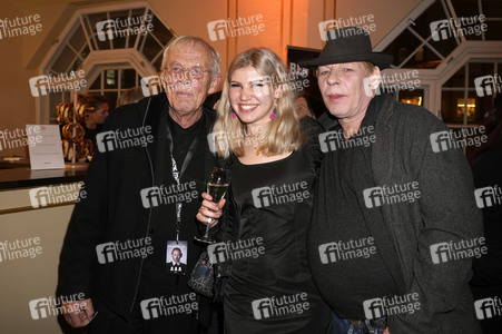 Theaterpremiere 'Affe' in Berlin