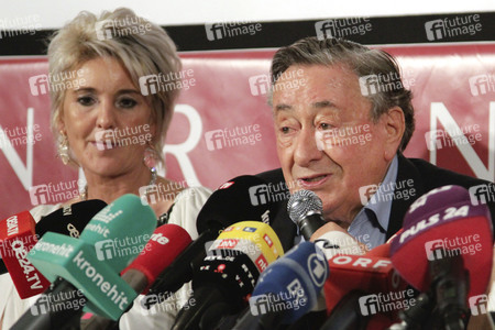 Pressekonferenz zur Bekanntgabe vom Opernballgast 2020 in Wien