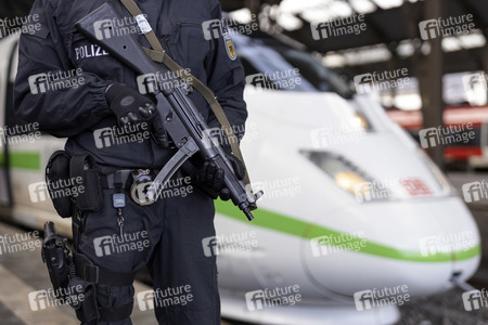 Symbolfoto Bahnhofssicherheit