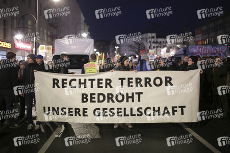 Demonstration in Gedenken an die Opfer vom rechtsextremen Anschlag von Hanau in Berlin