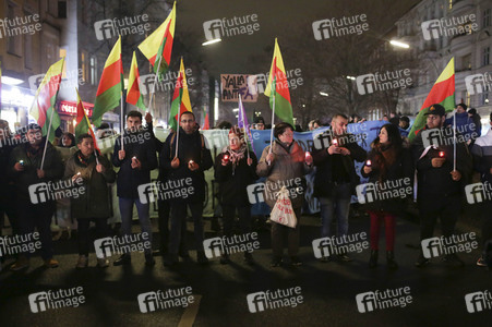 Demonstration in Gedenken an die Opfer vom rechtsextremen Anschlag von Hanau in Berlin