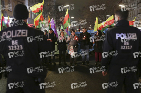 Demonstration in Gedenken an die Opfer vom rechtsextremen Anschlag von Hanau in Berlin