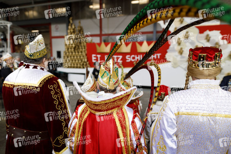 Richtfest für den Rosenmontagszug 2020 in Köln