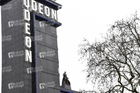 Launch des 'Scenes in the Square' Statuen-Weg in London