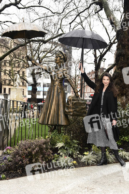 Launch des 'Scenes in the Square' Statuen-Weg in London