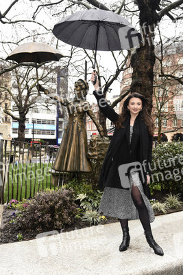 Launch des 'Scenes in the Square' Statuen-Weg in London