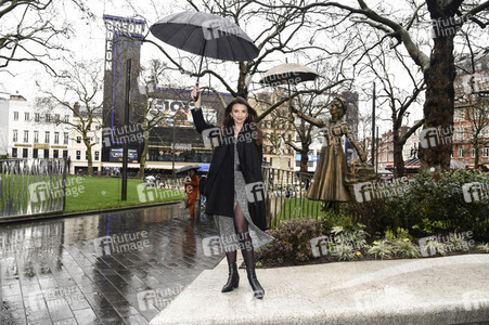 Launch des 'Scenes in the Square' Statuen-Weg in London