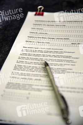 Symbolfoto Aussteigekarte