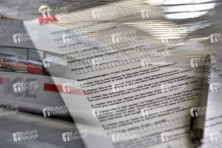 Symbolfoto Aussteigekarte