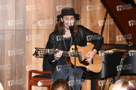 CD-Präsentation von Gil Ofarimin München