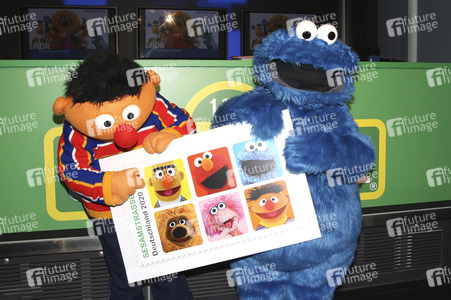 Präsentation der Sonderbriefmarke 'Sesamstrasse' in Hamburg