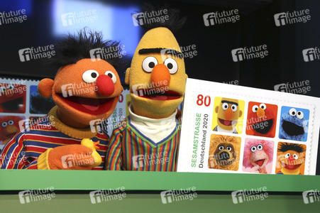 Präsentation der Sonderbriefmarke 'Sesamstrasse' in Hamburg