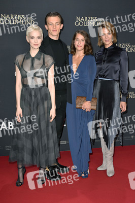 Filmpremiere 'Narziss und Goldmund' in Berlin