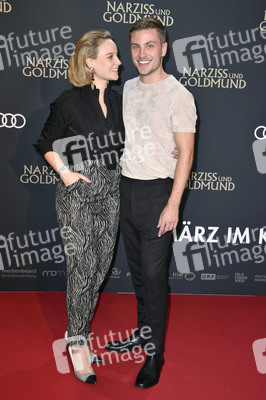 Filmpremiere 'Narziss und Goldmund' in Berlin