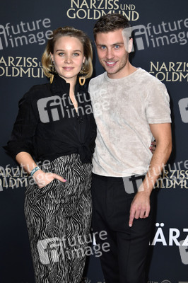 Filmpremiere 'Narziss und Goldmund' in Berlin