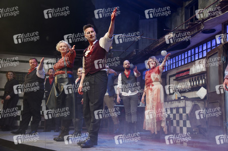 Theaterpremiere 'Sweeney Todd - The Demon Barber of Fleet Street' in München