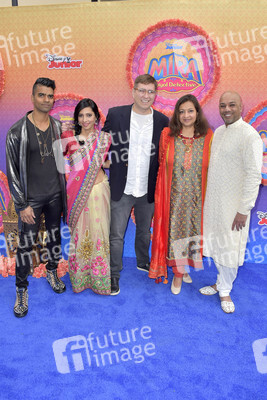 Serienpremiere 'Mira, Royal Detective' in Burbank