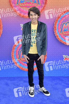 Serienpremiere 'Mira, Royal Detective' in Burbank