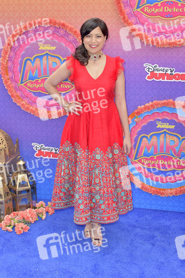 Serienpremiere 'Mira, Royal Detective' in Burbank