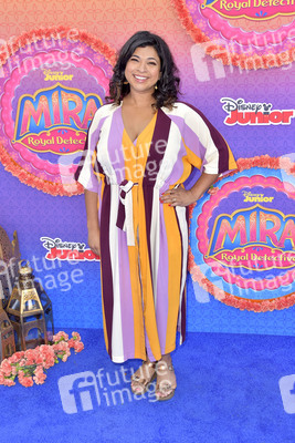 Serienpremiere 'Mira, Royal Detective' in Burbank