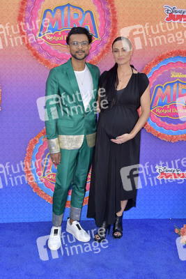 Serienpremiere 'Mira, Royal Detective' in Burbank