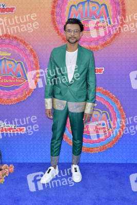 Serienpremiere 'Mira, Royal Detective' in Burbank