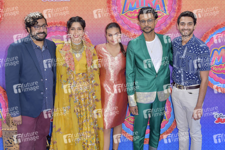 Serienpremiere 'Mira, Royal Detective' in Burbank