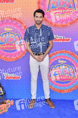 Serienpremiere 'Mira, Royal Detective' in Burbank