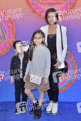 Serienpremiere 'Mira, Royal Detective' in Burbank
