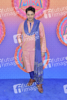 Serienpremiere 'Mira, Royal Detective' in Burbank