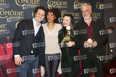 Theaterpremiere 'Sternstunden' in Dresden