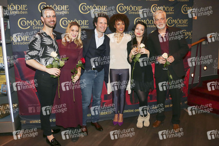 Theaterpremiere 'Sternstunden' in Dresden