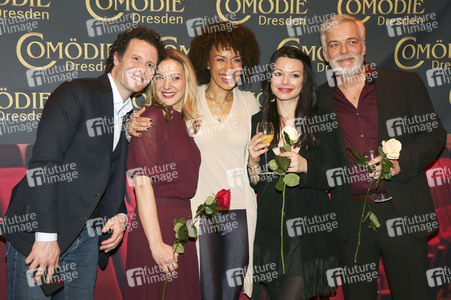 Theaterpremiere 'Sternstunden' in Dresden