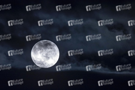 Vollmond über Erfurt