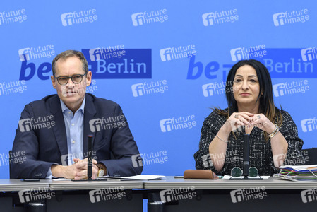 Pressekonferenz zur Absage von Veranstaltungen mit mehr als 1000 Personen in Berlin