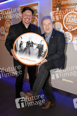 Enthüllung der neuen Sterne für den Sky of Fame in München