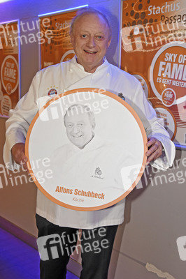 Enthüllung der neuen Sterne für den Sky of Fame in München