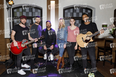 Mini-Konzert bei 'Unter uns' in Köln