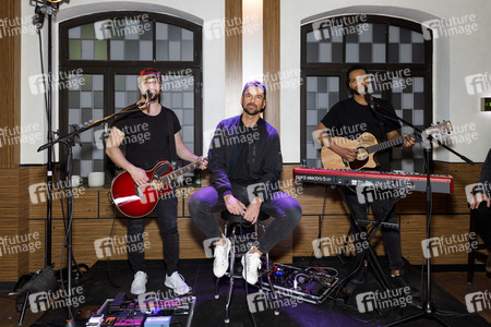 Mini-Konzert bei 'Unter uns' in Köln