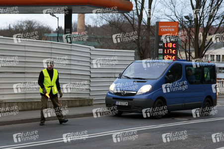 Deutsch-polnische Grenze zwischen Zgorzelec und Görlitz wird von polnischen Spezialkräften kontrolliert