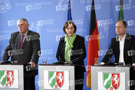 Pressebriefing zur Eindämmung des Coronavirus in Düsseldorf