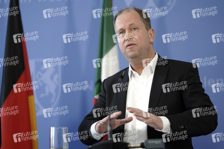 Pressebriefing zur Eindämmung des Coronavirus in Düsseldorf