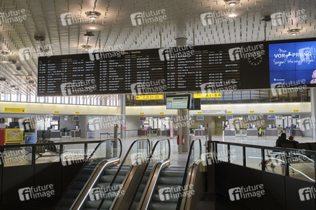 Symbolfoto Coronavirus Auswirkungen am Flughafen Hannover