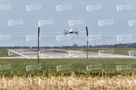 Symbolfoto Coronavirus Auswirkungen am Flughafen Hannover